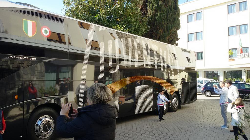Hotel Bassetto فيرينتينو المظهر الخارجي الصورة
