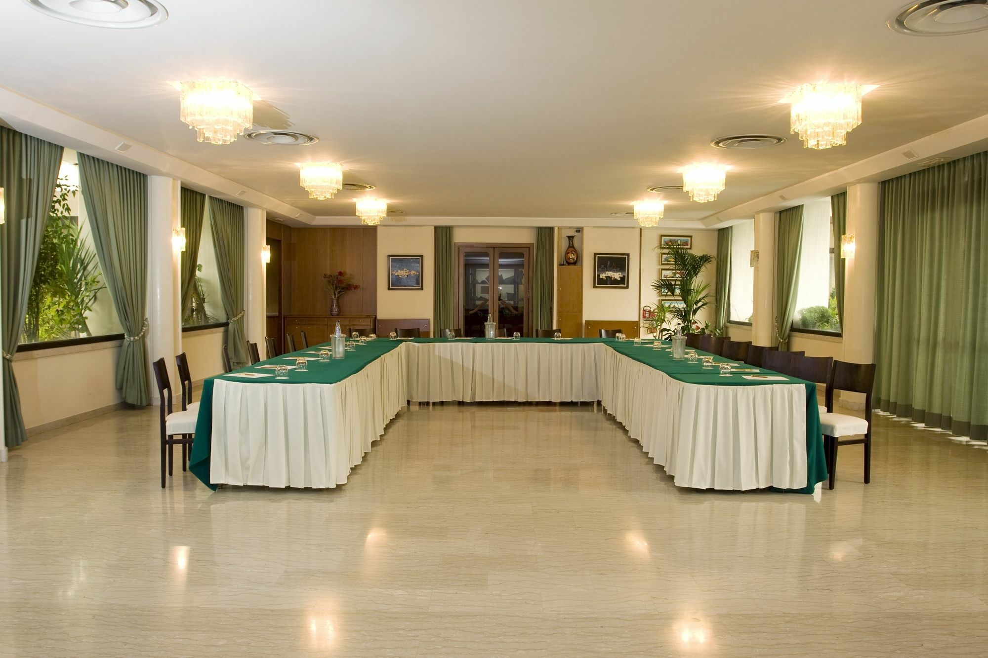 Hotel Bassetto فيرينتينو المظهر الخارجي الصورة